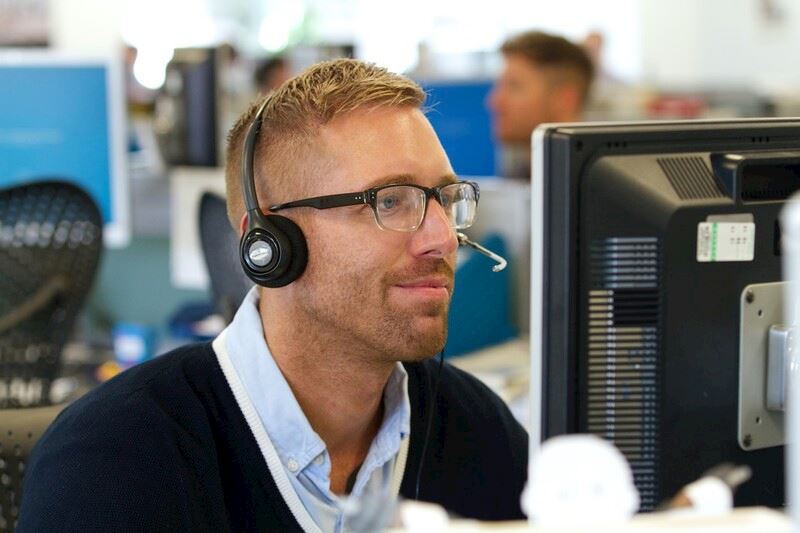 Contact centre agent