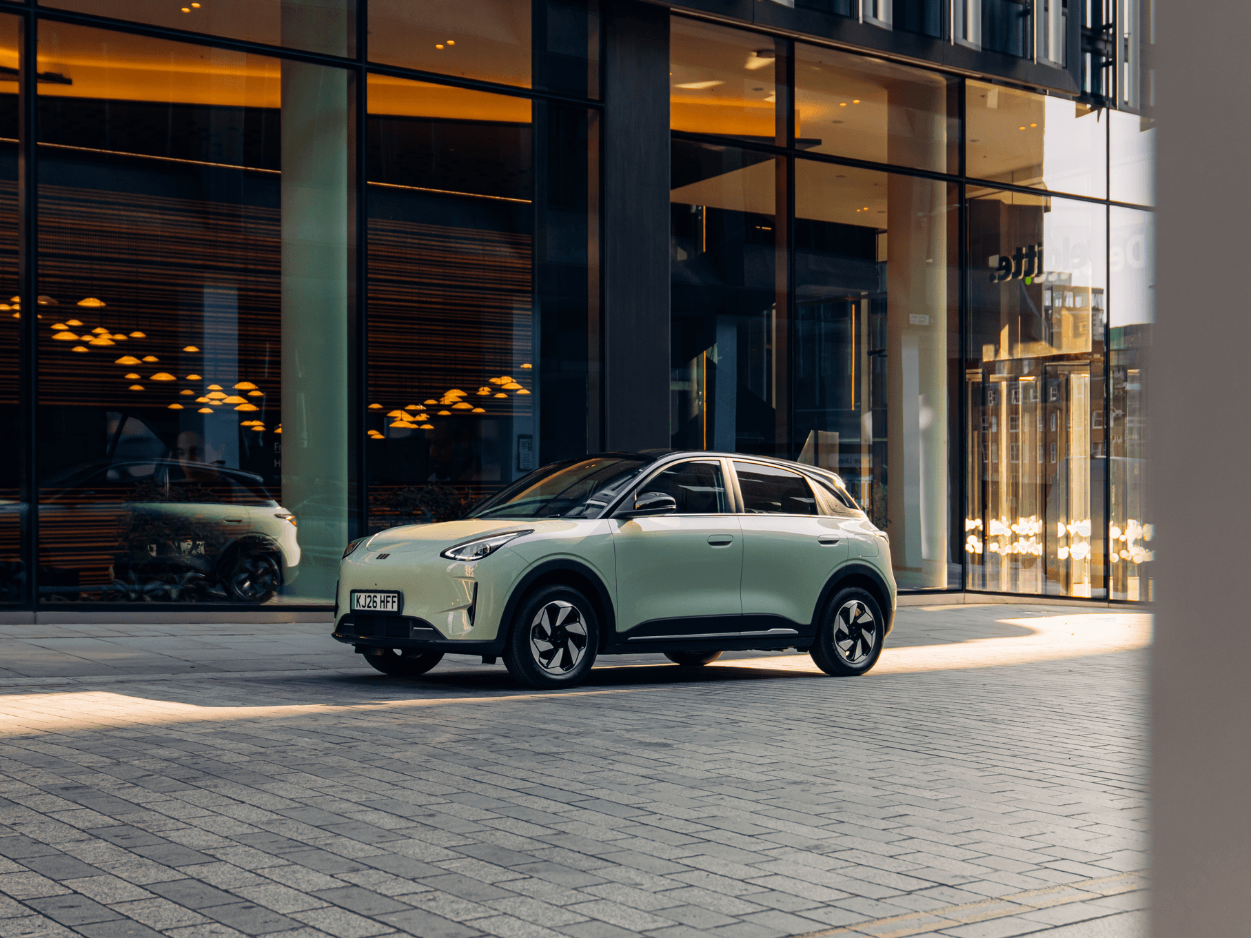 Geely EX2